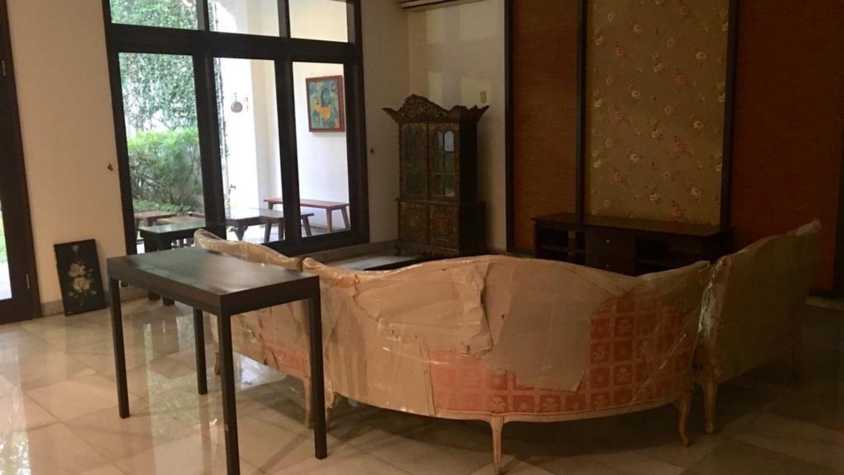 Rumah Bagus Siap Huni dan Asri di Jalan Anggur Barat, Cipete, Jakarta Selatan 