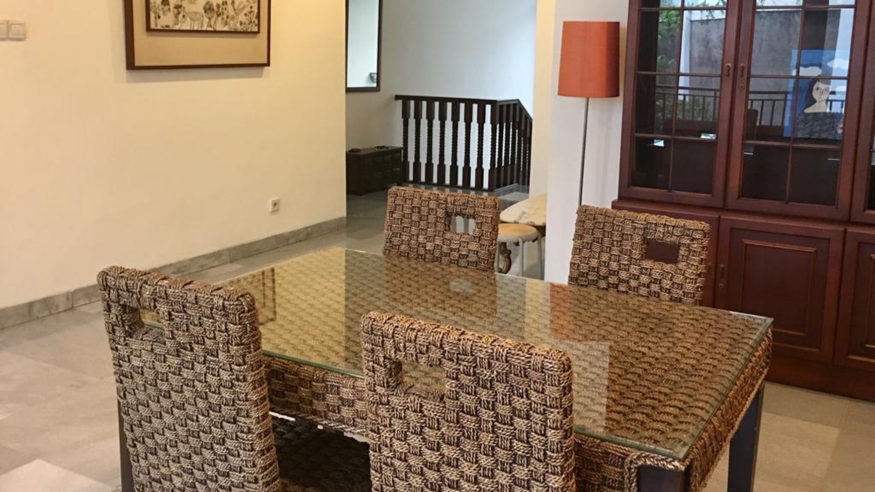 Rumah Bagus Siap Huni dan Asri di Jalan Anggur Barat, Cipete, Jakarta Selatan 