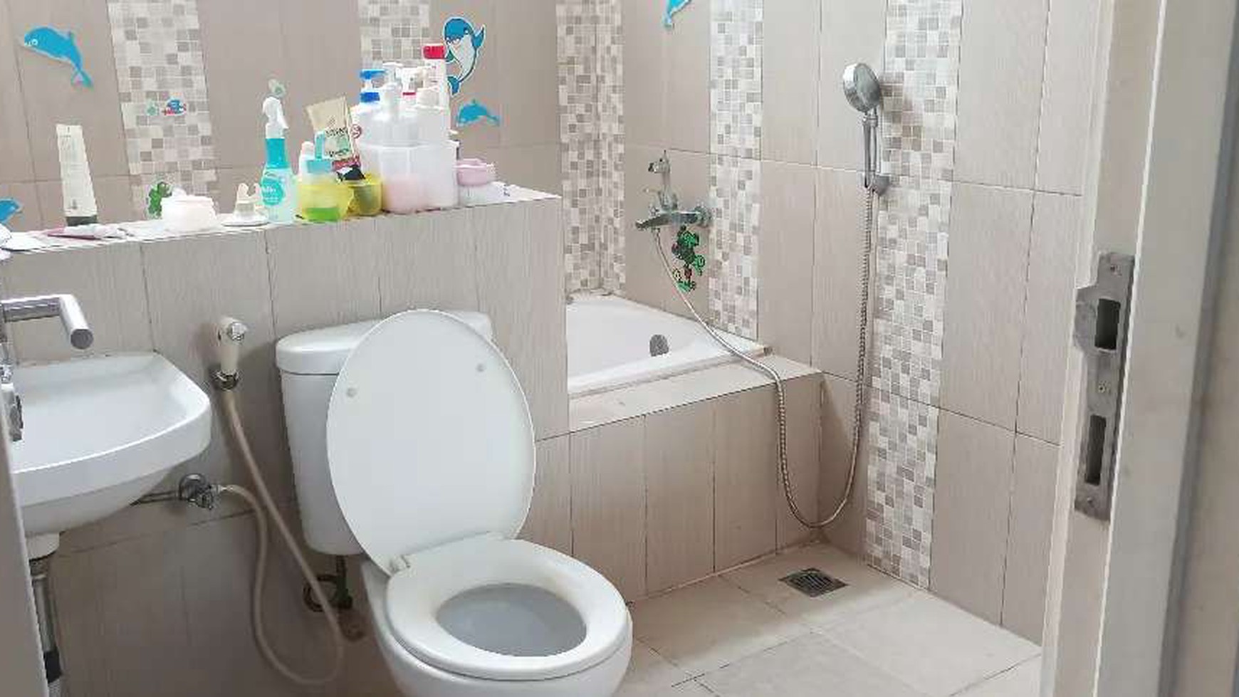 Flash Sale. Rumah Bagus The Icon Cosmo, BSD