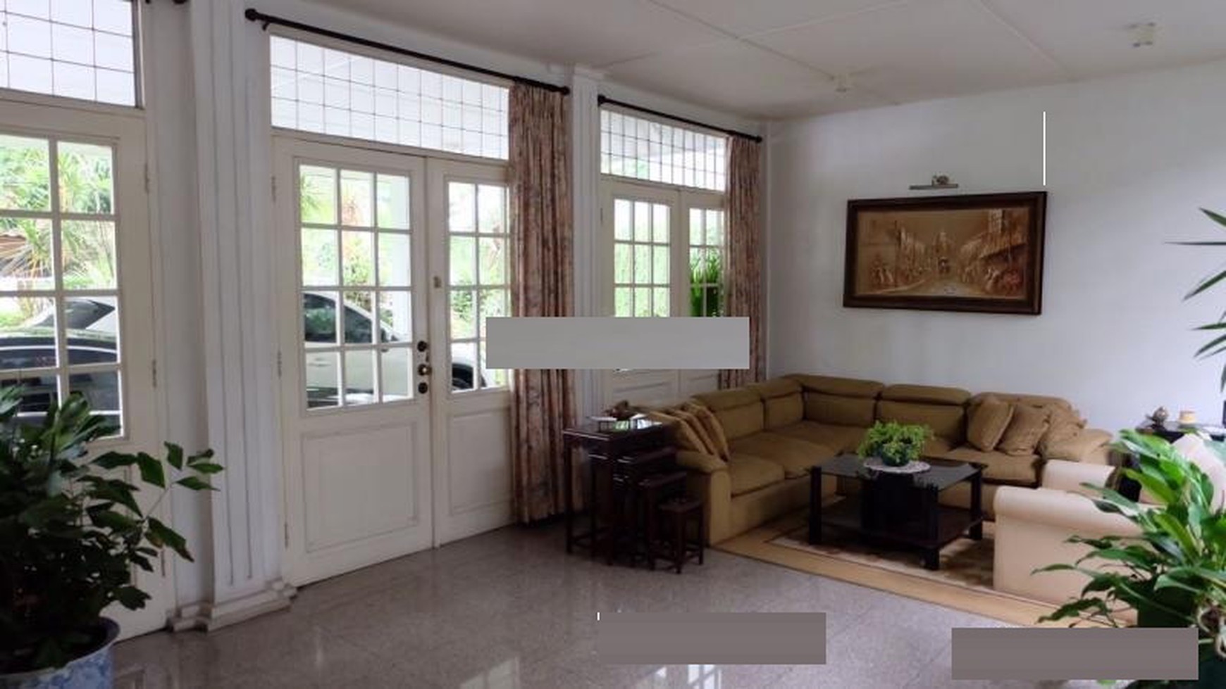 Rumah Luas Diarea Kemang, HItung Tanah Saja Dekat Gatte  JORR