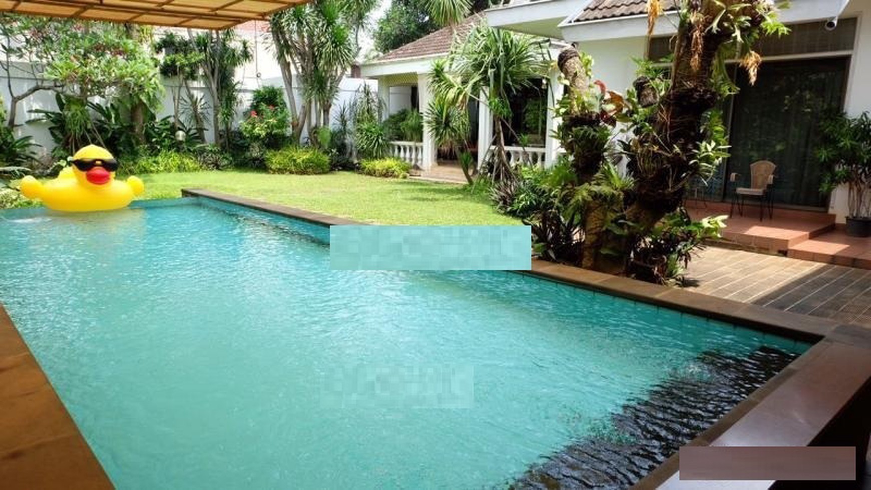 Rumah Luas Diarea Kemang, HItung Tanah Saja Dekat Gatte  JORR