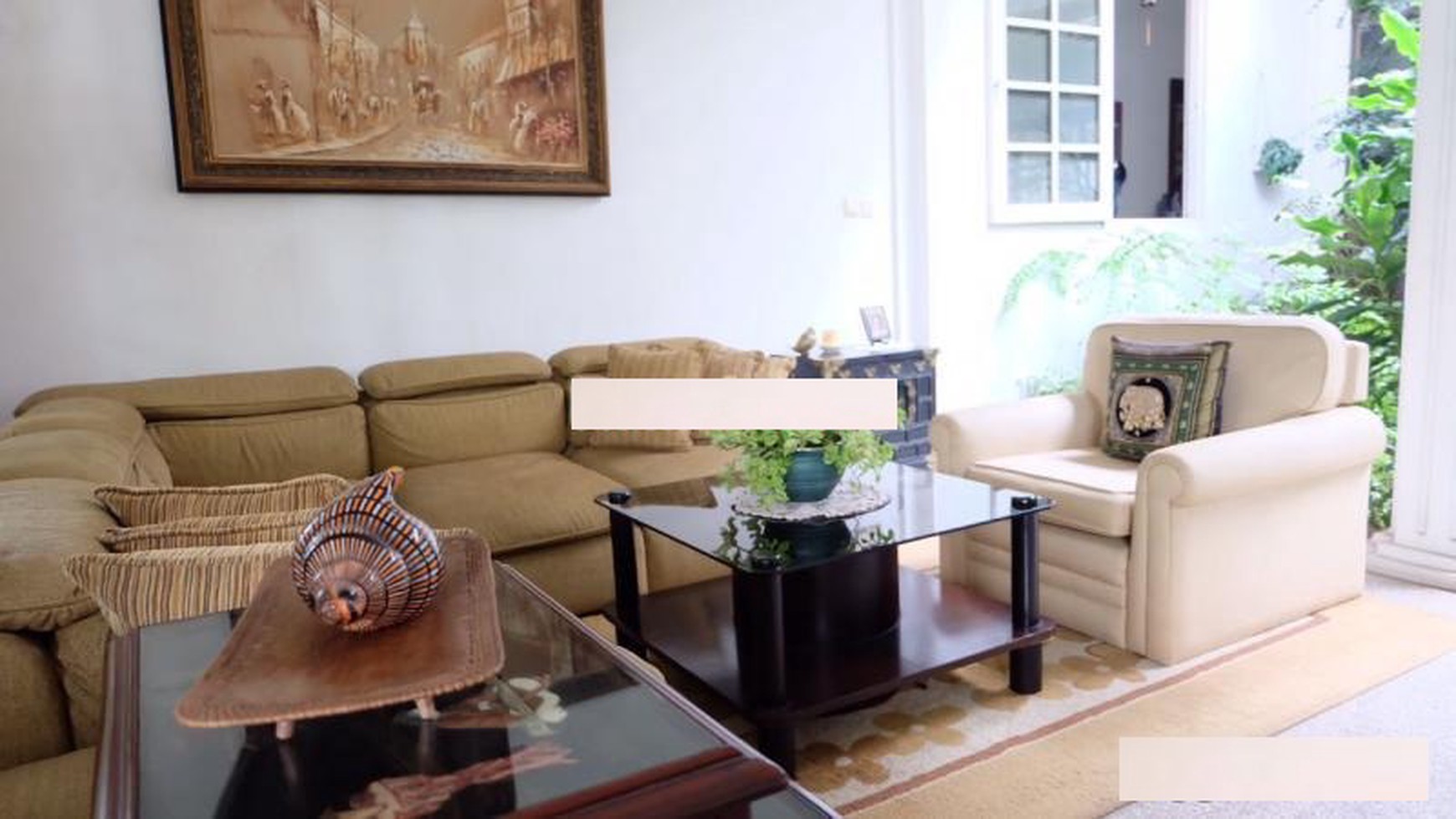 Rumah Luas Diarea Kemang, HItung Tanah Saja Dekat Gatte  JORR