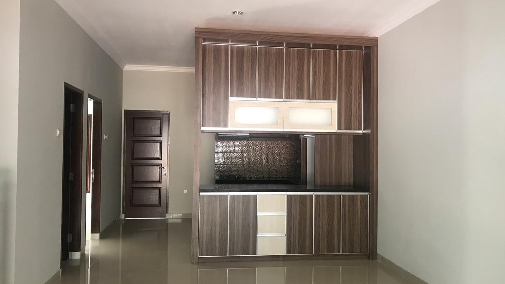 Townhouse Minimalis Keamanan 24 Jam Lingkungan Nyaman dan Tenang