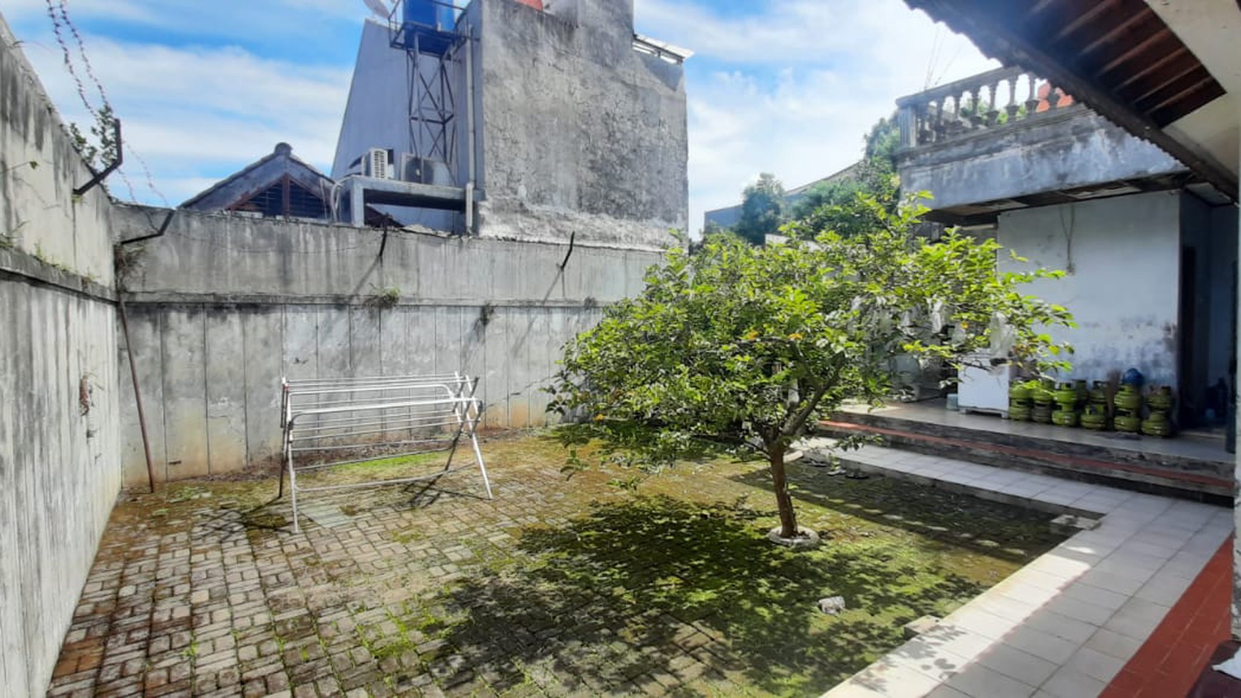 Rumah Luas Diarea Jl Kesehatan Hanya 10Menit Dari Gate Tol Veteran