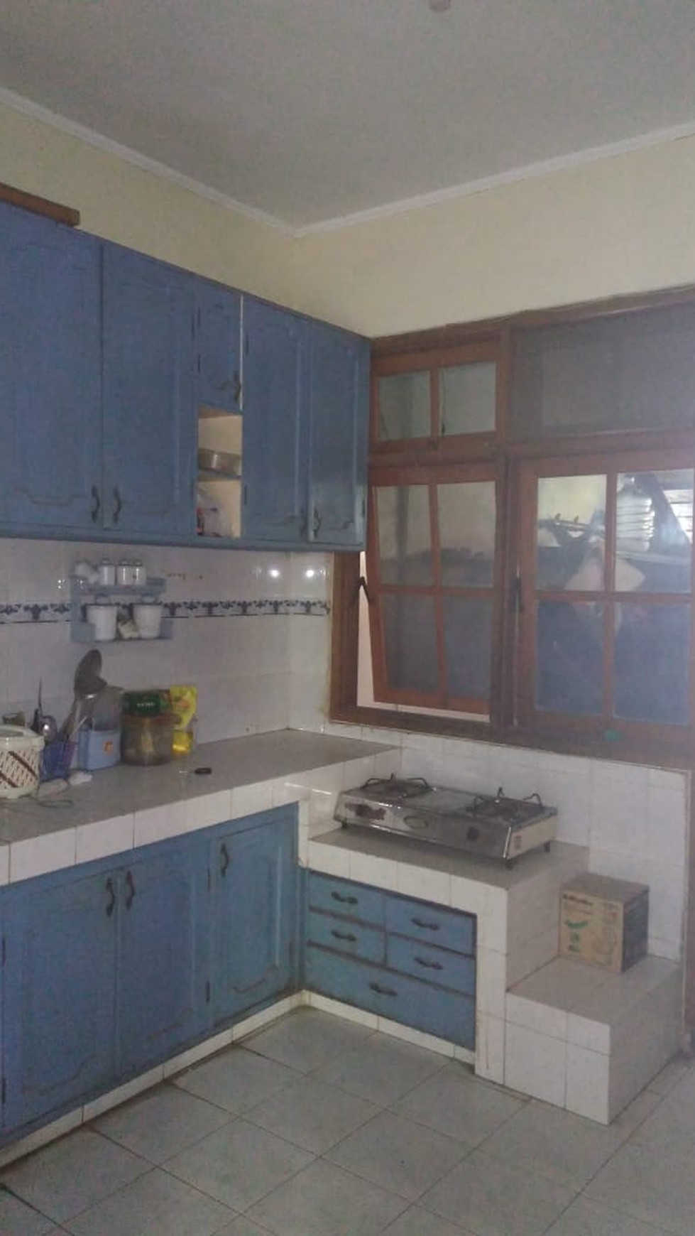 1389. Dijual rumah murah 2 Lt di Ketintang Timur PTT Surabaya Selatan