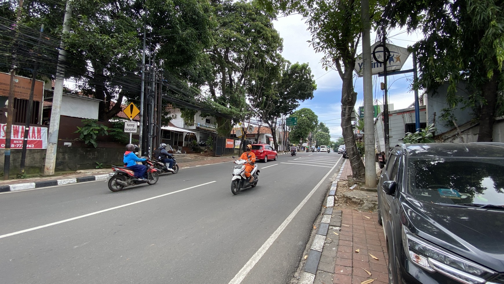 Harga di bawah NJOP, Bekas gedung kantor di jalan duren tiga raya, pancoran, jakarta selatan