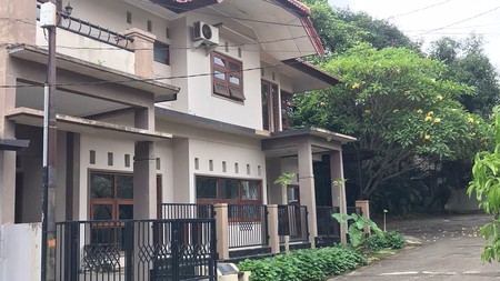 Rumah 2 lantai di sektor 5 Bintaro Jaya