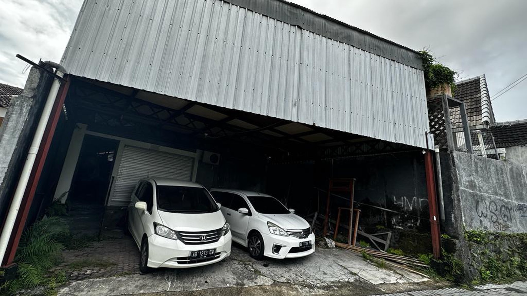 RUMAH + GUDANG LUAS DI SENDANGADI MLATI