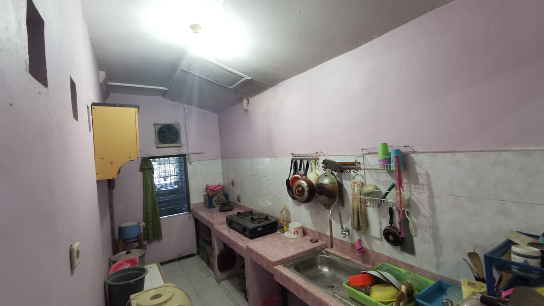 1398. Jalan Nanas Pondok Tjandra Indah Sidoarjo
