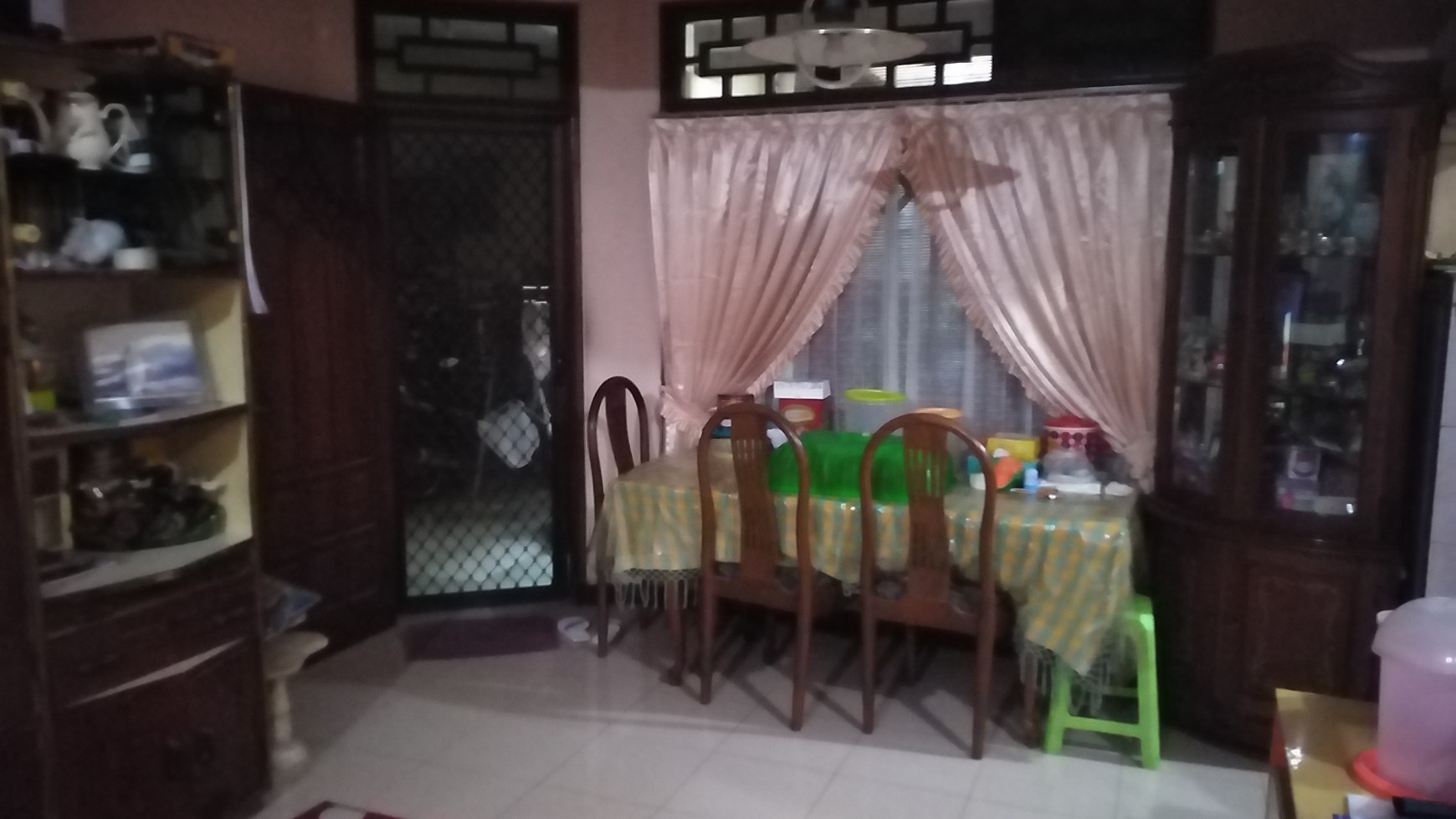 1392. Dijual Rumah Raya Waru Indah - Rewwin Waru Sidoarjo