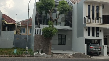 1381. Dijual Rumah Taman Mutiara C3 Pakuwon City Surabaya Timur 