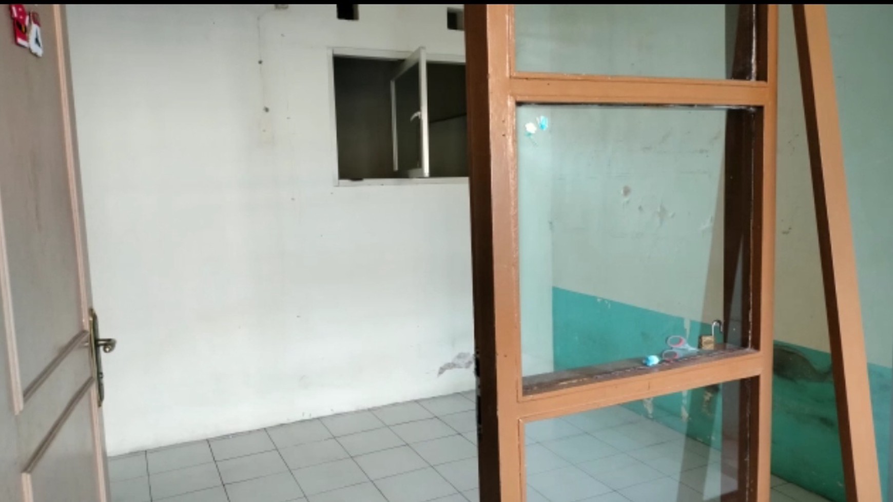 1372. Dijual Rumah Jl Sememi Klakahreko