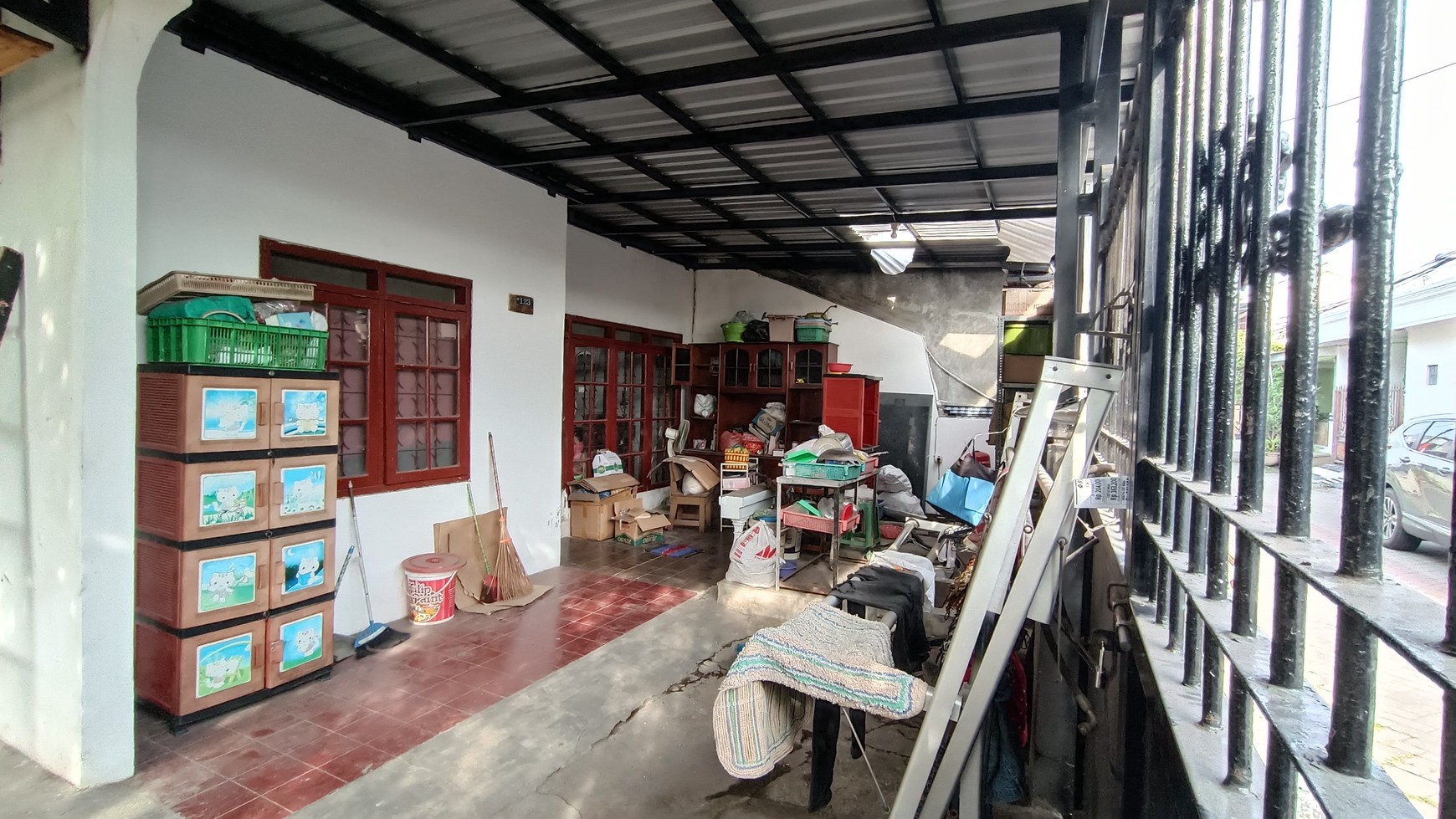 1359. Dijual Rumah Mangga IV Pondok Candra 