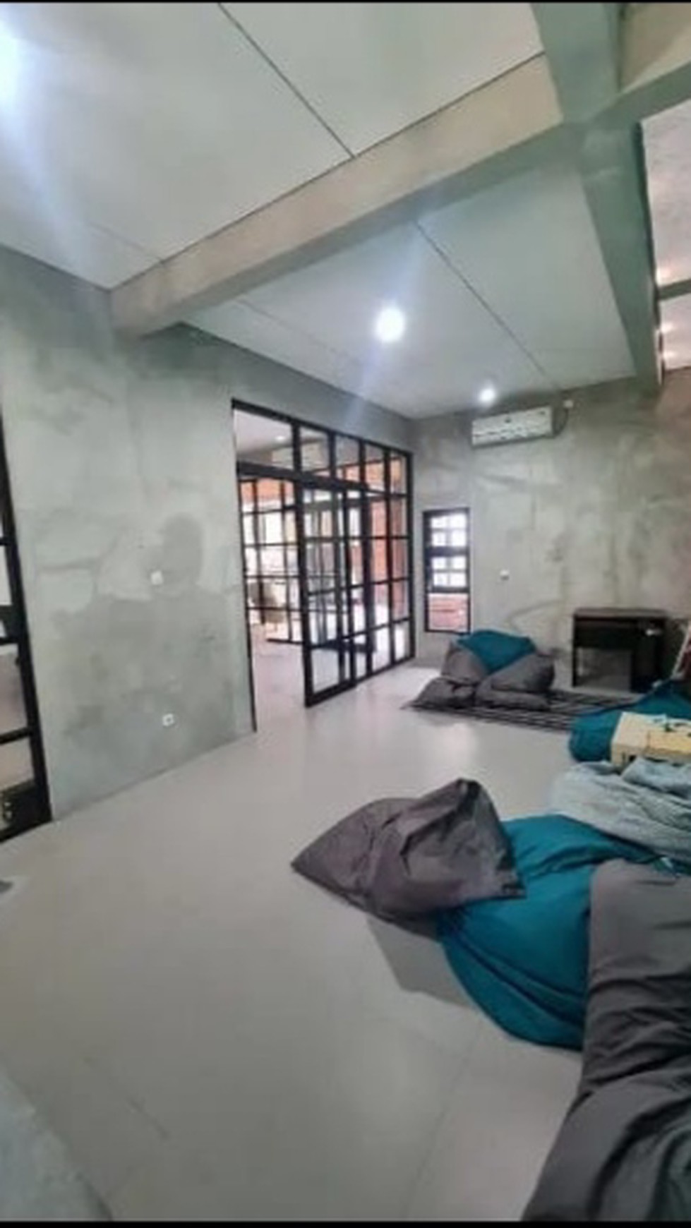 1340. Dijual Rumah Hamzah Fansyuri , Surabaya