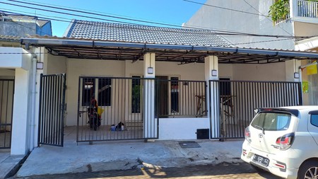 1331. Dijual Rumah  Nanas , Pondok Candra Waru Sidoarjo