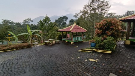 1327. Tempat wahana, kuliner, wisata outbound Jl. Duyung Trawas