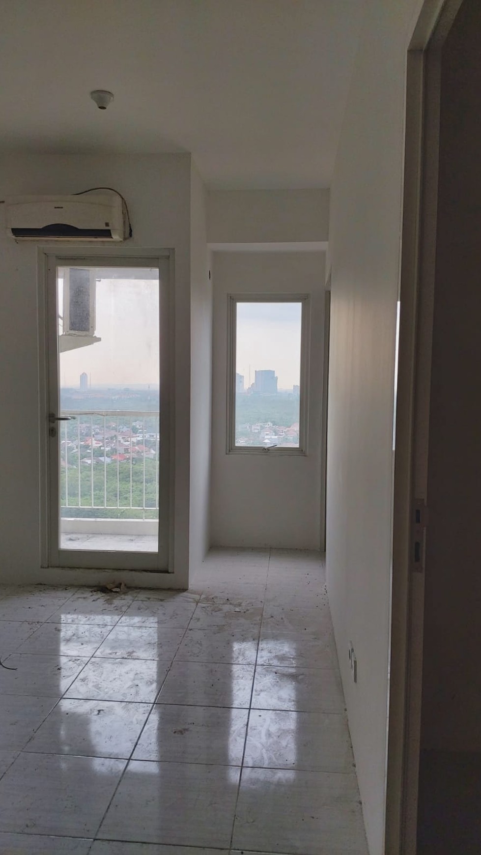 1301. Dijual Apartemen Puncak CBD A