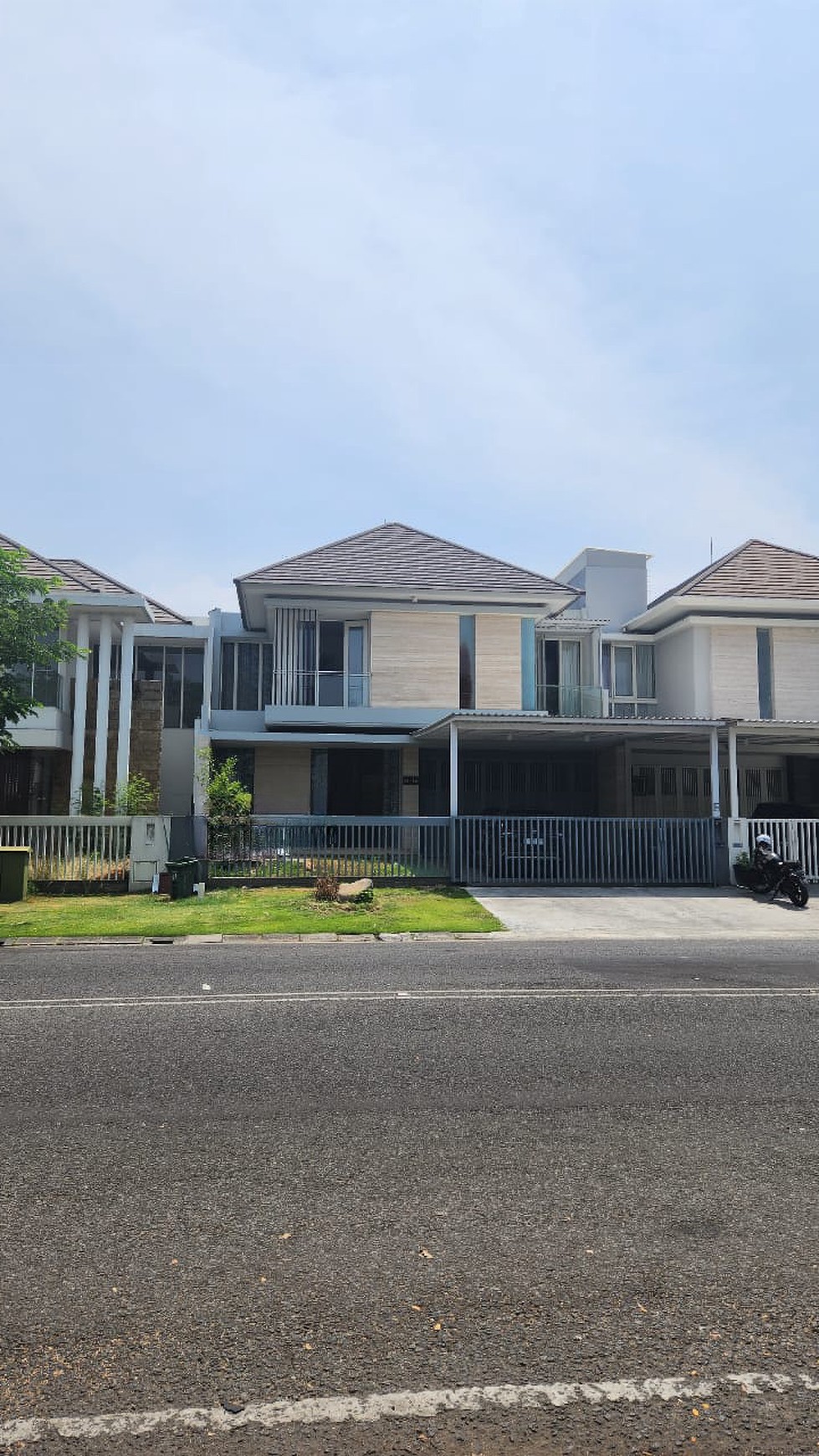 Dijual Rumah Wisata Bukit Mas 2 RAYA - MARMER Mewah + Full Furnished Vinotti Italy