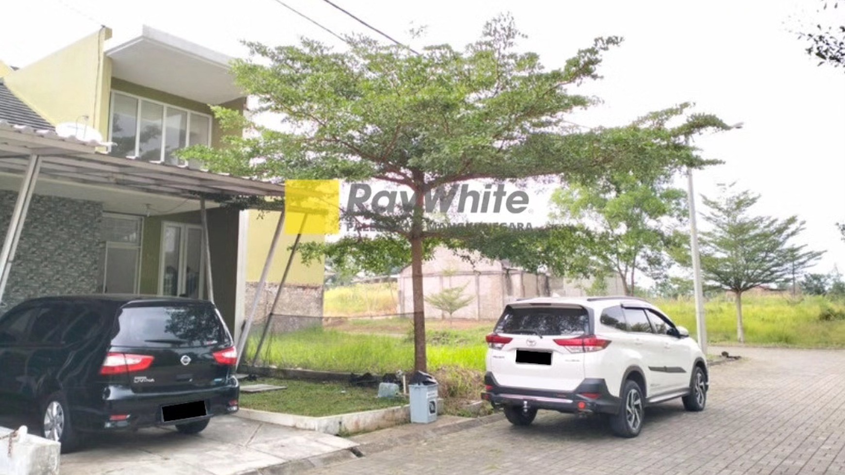 DIJUAL RUMAH KOMPLEK SPRINGHILL, PALEMBANG 