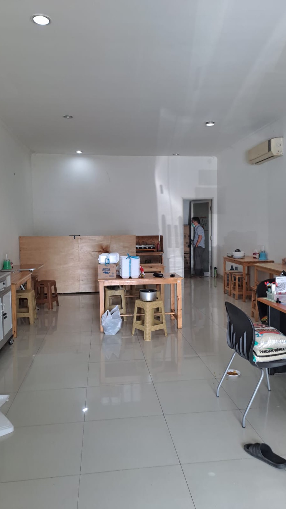 Ruko 3.5 Lantai di Central City Cikarang Lokasi ramai