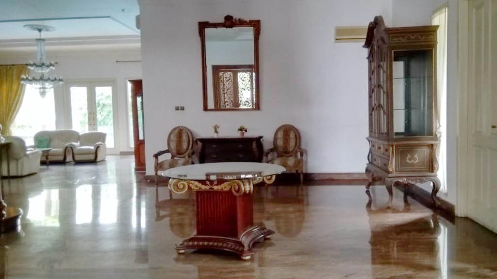 Rumah Bagus Rapi...Sanur Indah-Bukit Gading Villa ada  Kolam Renang, Luas 1.035m2