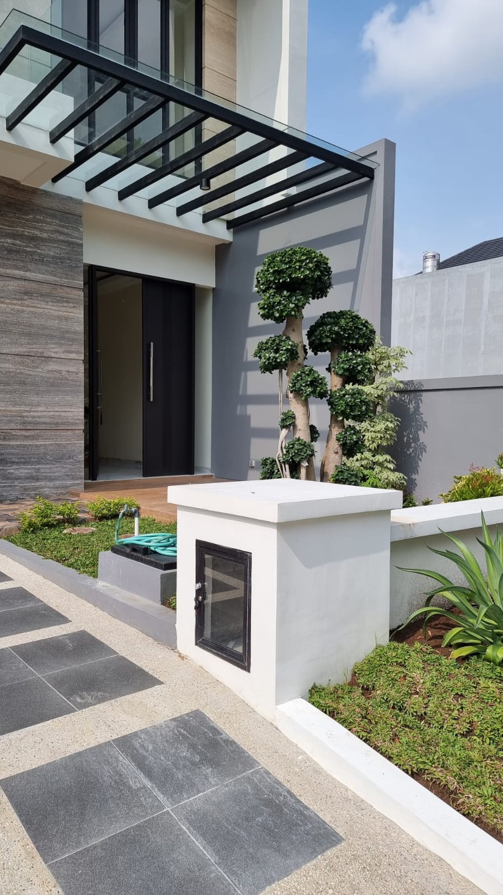 Rumah Baru Villa Taman Telaga Citraland Surabaya NEW PRemium GROHE KOHLER Sanitary TerDEPAN Dekat GWalk Citraland