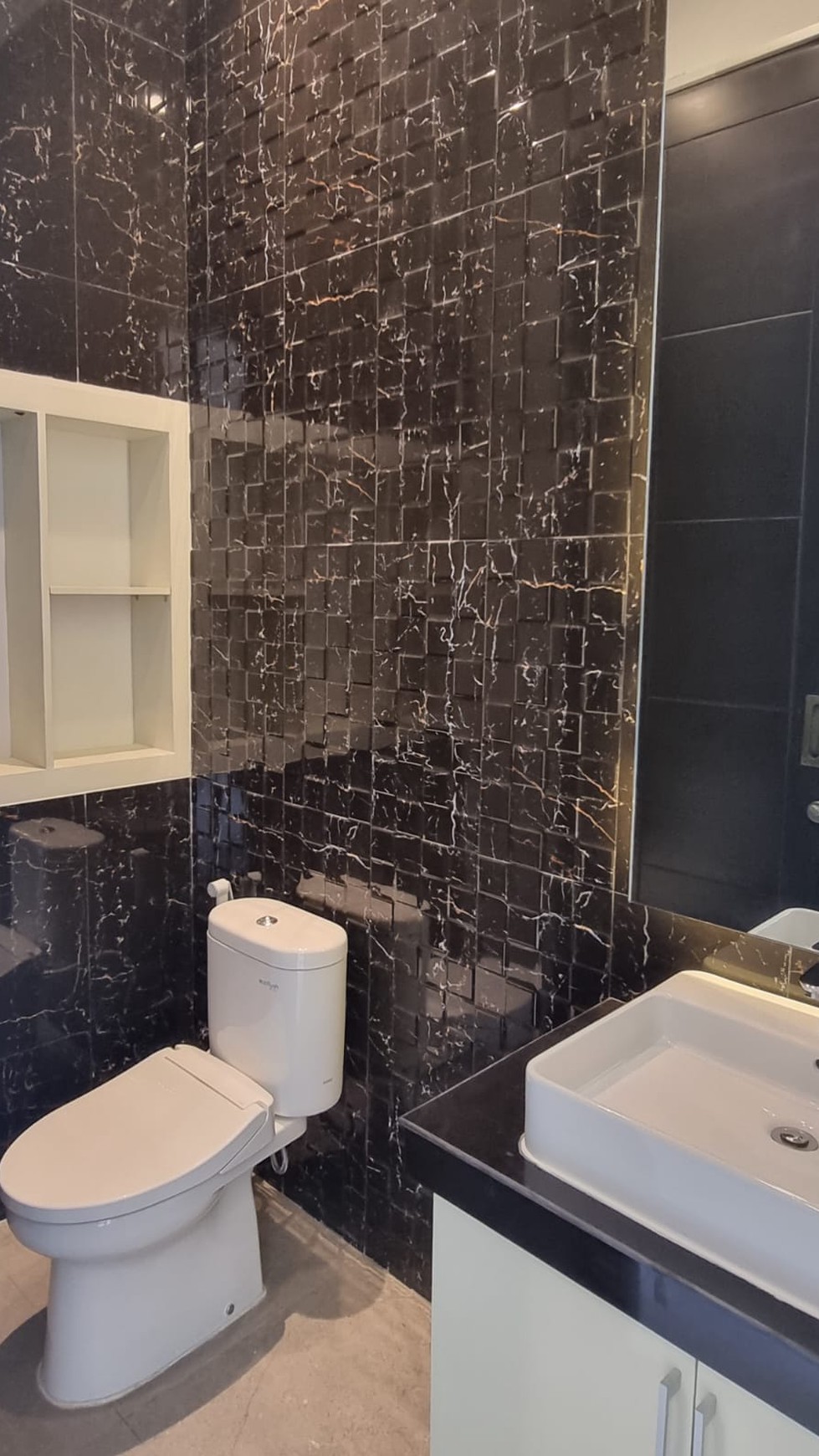 Rumah Baru Villa Taman Telaga Citraland Surabaya NEW PRemium GROHE KOHLER Sanitary TerDEPAN Dekat GWalk Citraland