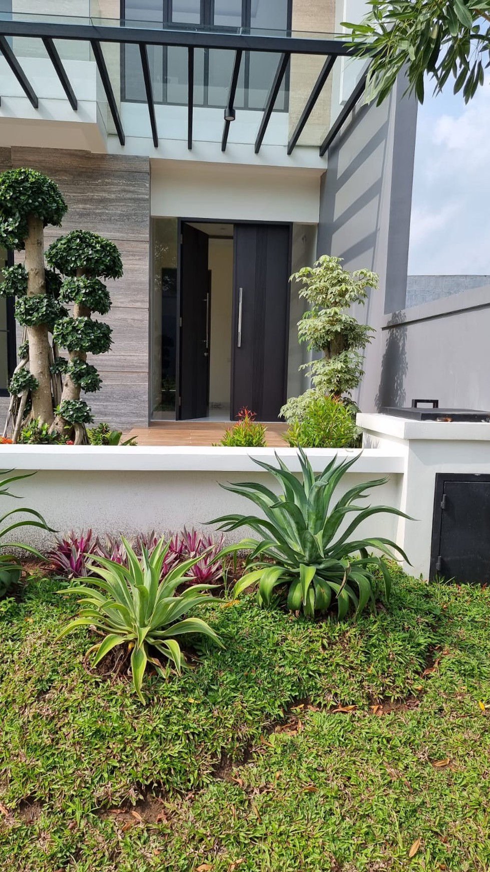 Rumah Baru Villa Taman Telaga Citraland Surabaya NEW PRemium GROHE KOHLER Sanitary TerDEPAN Dekat GWalk Citraland