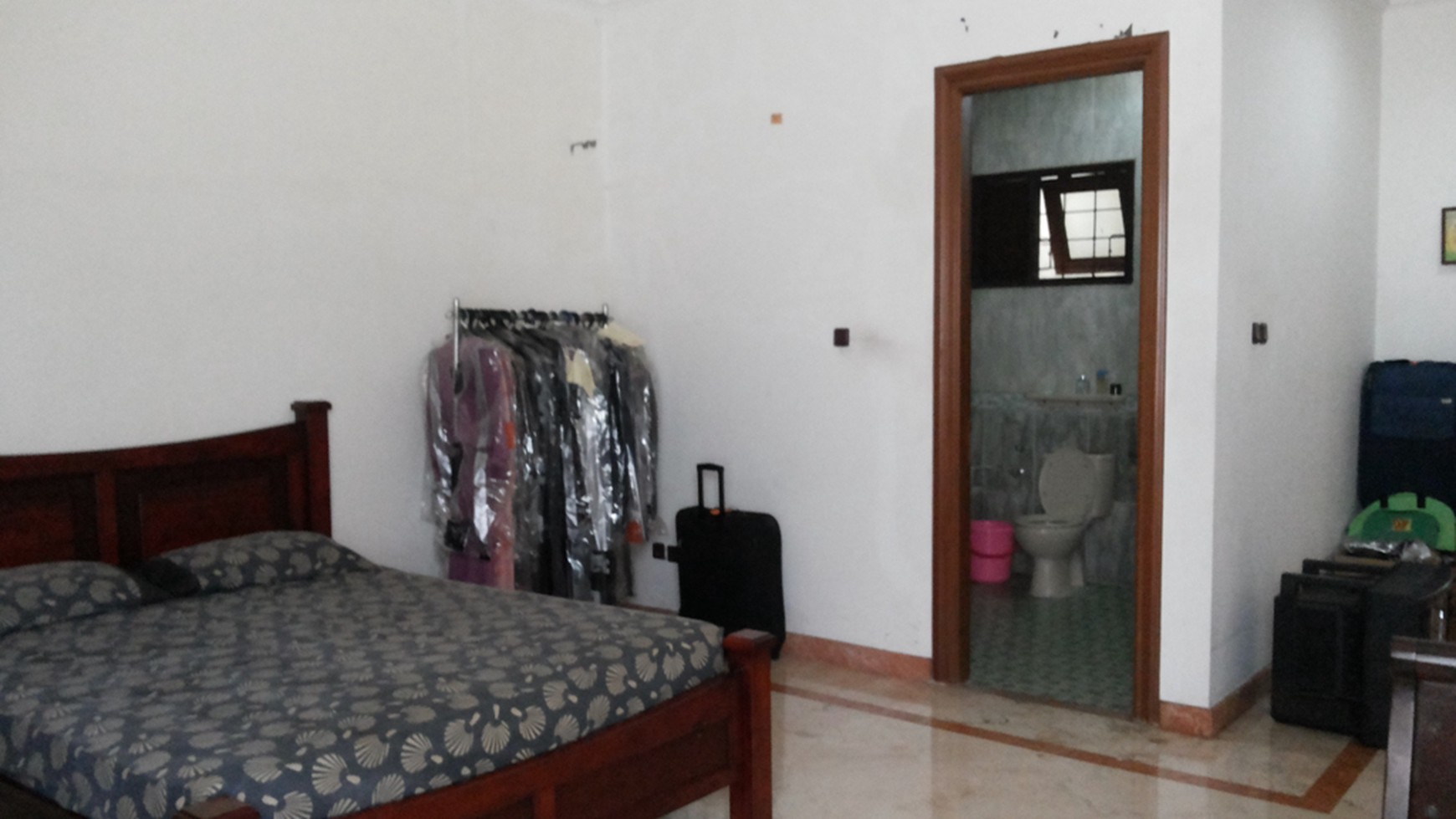 Rumah Bagus Diarea Cluster Eklusif Di Area JL Hidup Baru Jak-Sel