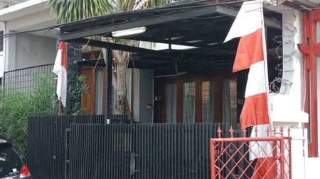 Rumah Sektor 1 Bintaro Dki Jaksel...