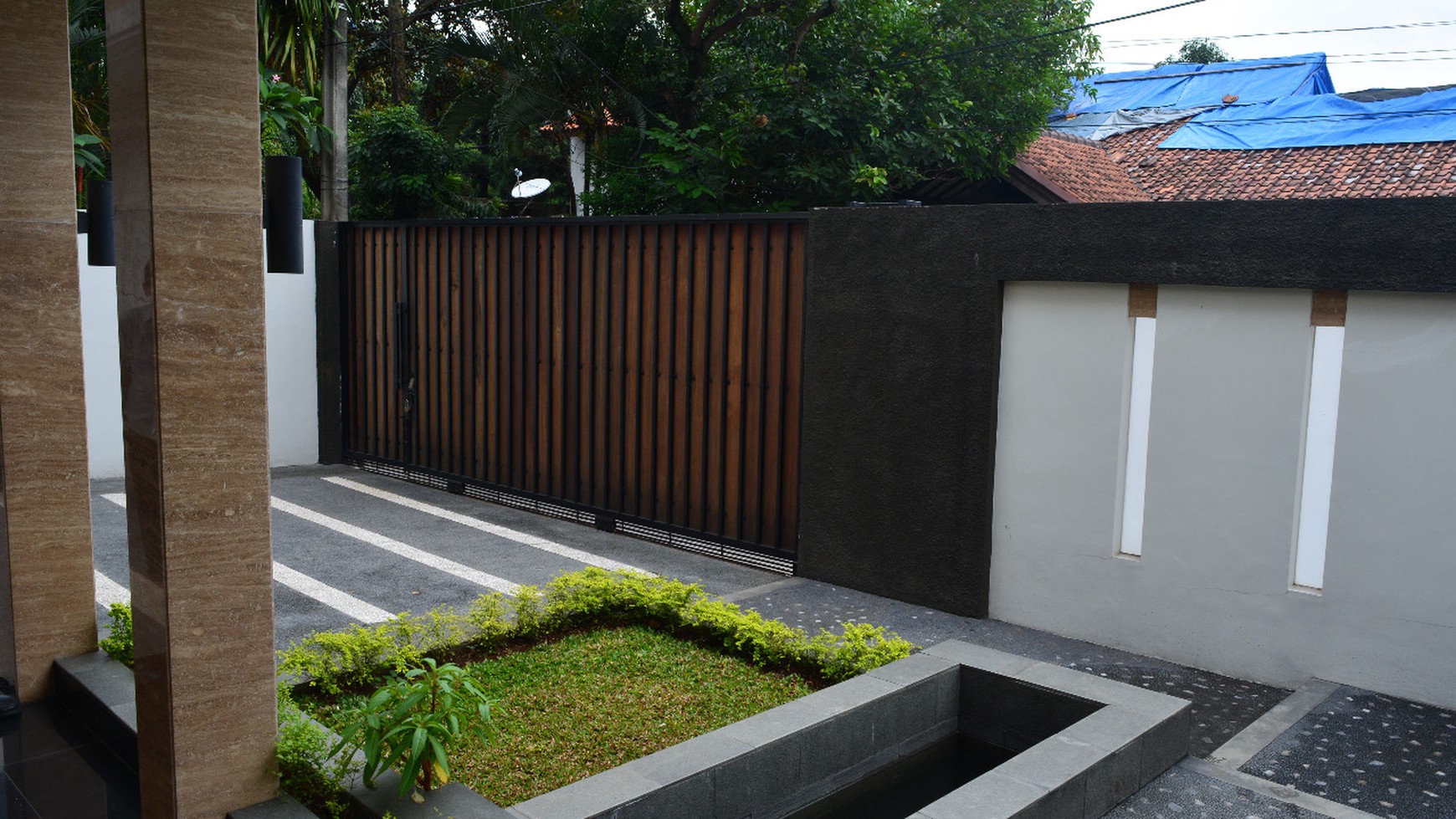 BRAND NEW HOUSE AT KEMANG  WITH STRATEGIC LOCATION