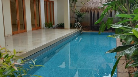 BRIGHT AND COZY HOUSE WITH NICE BACKYARD @KEMANG, SOUTH JAKARTA