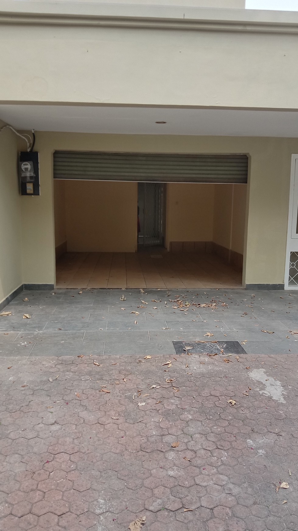 HOUSE FOR RENT - DISEWAKAN RUMAH COCOK UNTUK KANTOR DI SENOPATI, JAKARTA SELATAN