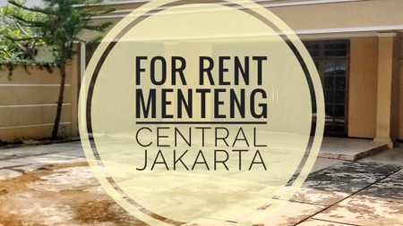 HOUSE FOR RENT AT MENTENG, SANGAT COCOK UNTUK RESTAURANT, CAFE, OFFICE AND BEAUTY CLINIC.