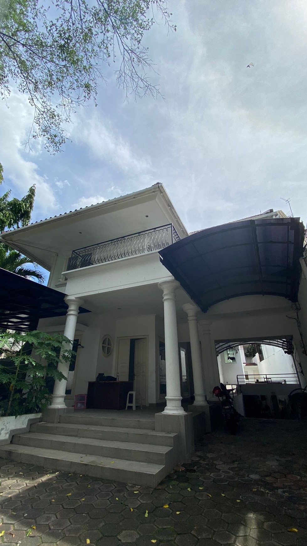 Dijual Rumah Bagus Cocok buat Wisma di Menteng