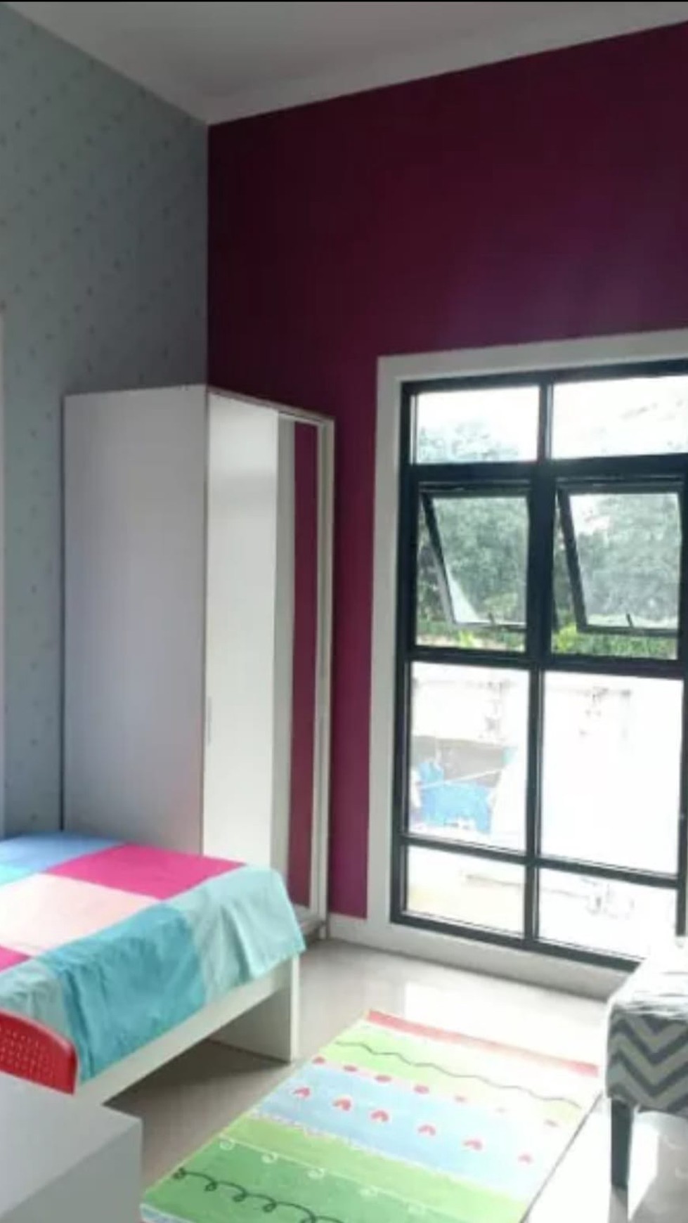 Fully Furnished and Beautiful House di Area yang Tenang dan Nyaman