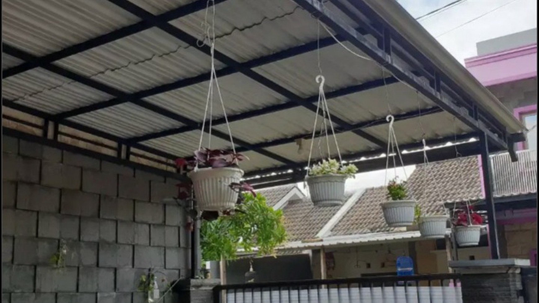 1281. Dijual Rumah Kahuripan Nirwana Sidoarjo