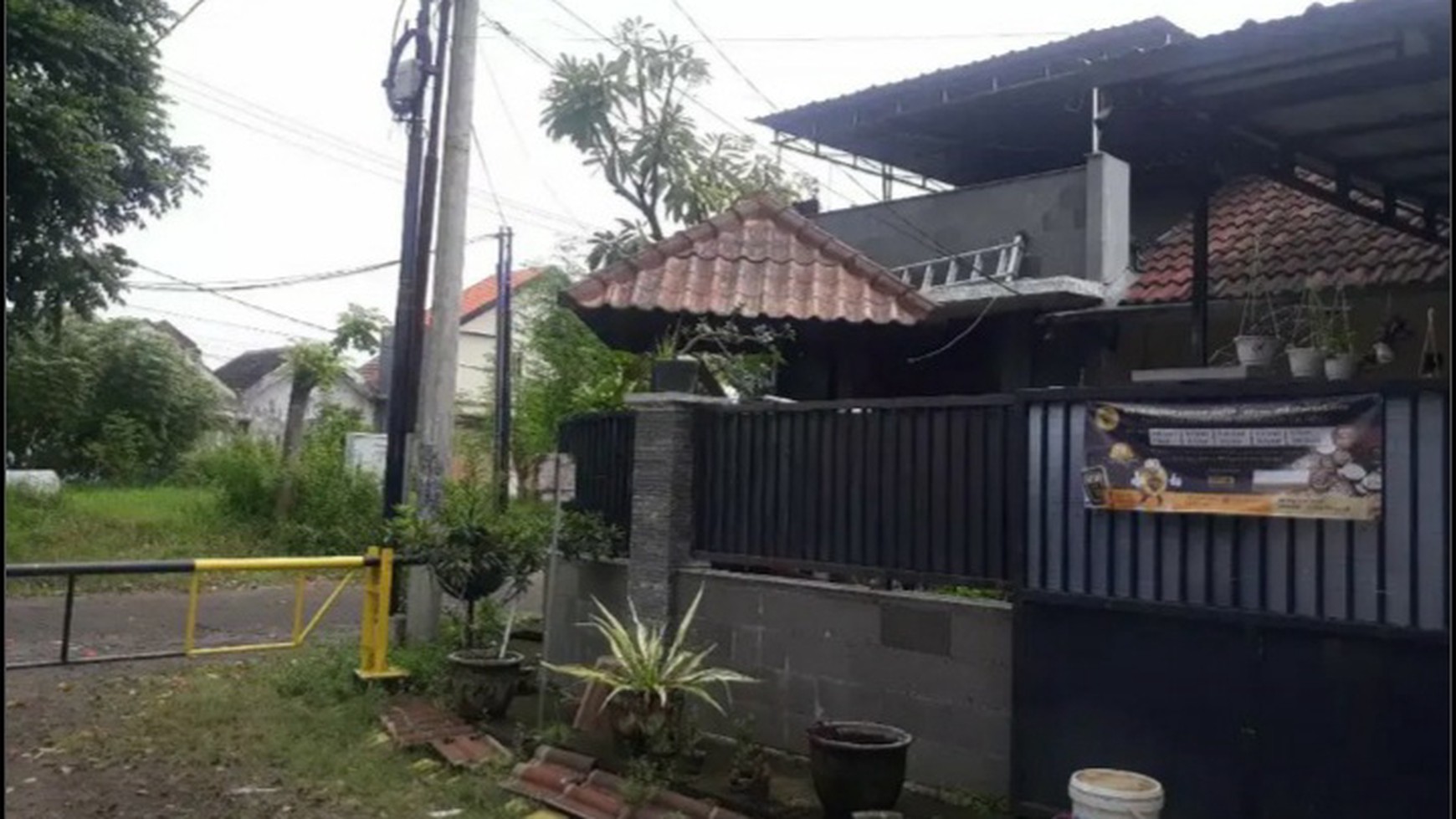 1281. Dijual Rumah Kahuripan Nirwana Sidoarjo