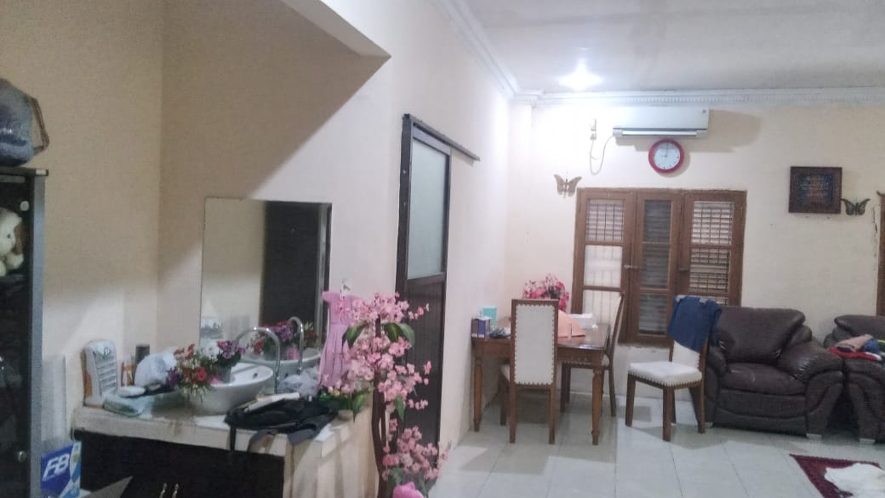 1281. Dijual Rumah Kahuripan Nirwana Sidoarjo