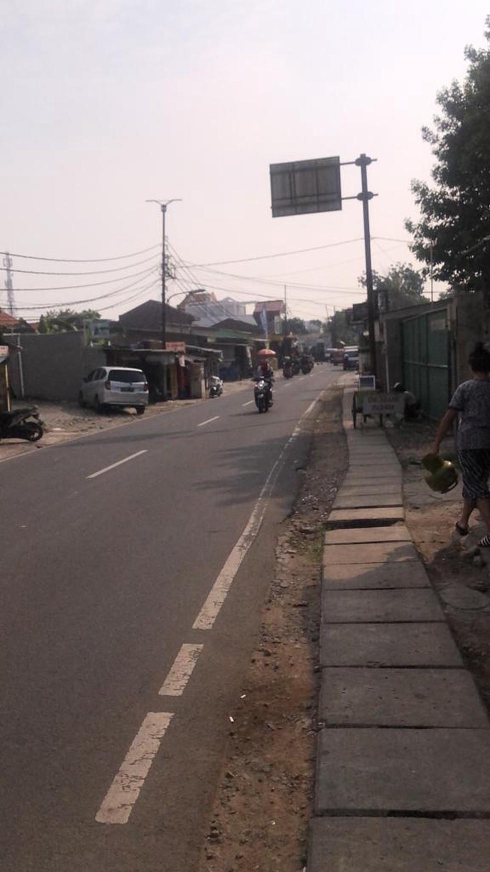 Rumah Asri Luas Hitung Tanah  Cocok Bangun Kost Pinggir Jalan  Setu, Cipayung 