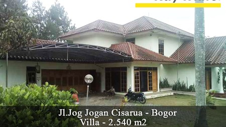 Villa Cisarua Bogor With Private Pool