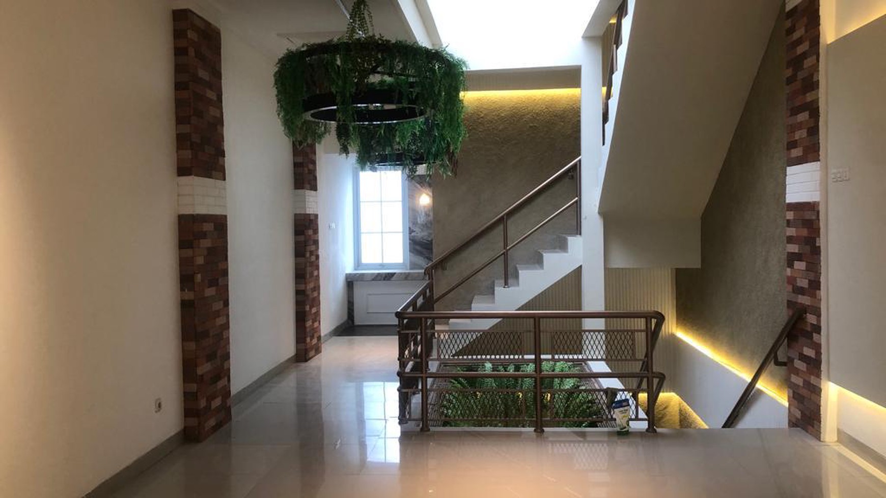 Ruko Siap Pakai Diarea Bintaro Utama Sektor 9, Akses Jl Boulevard