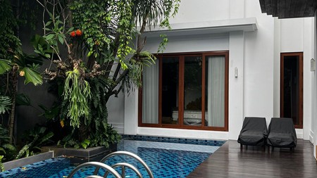 Beautiful and Luxurious House At Menteng, Strategic Area Central Jakarta.