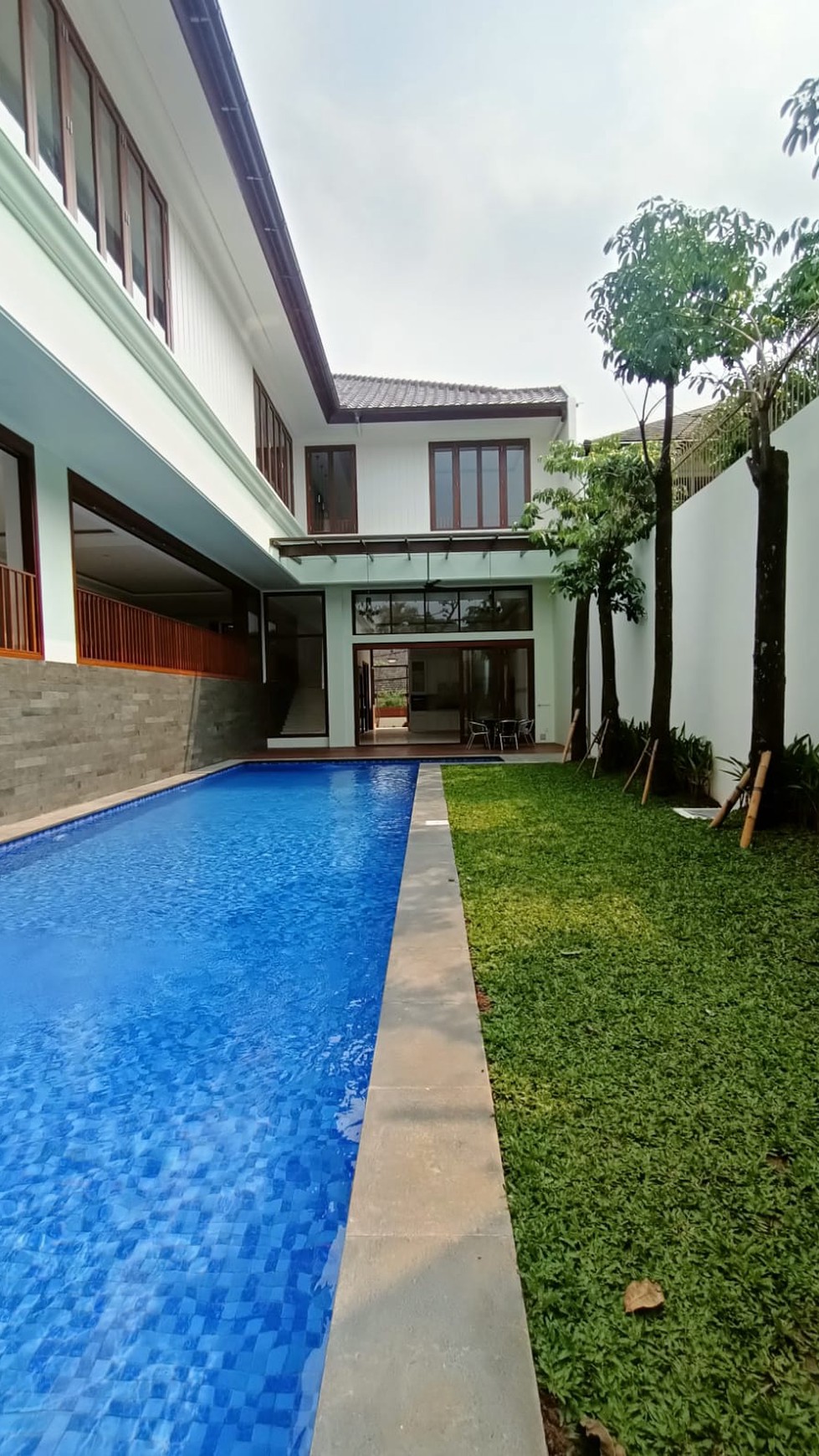 A BRAND NEW HOUSE, PRIVATE LIFT @KEMANG, SOUTH JAKARTA