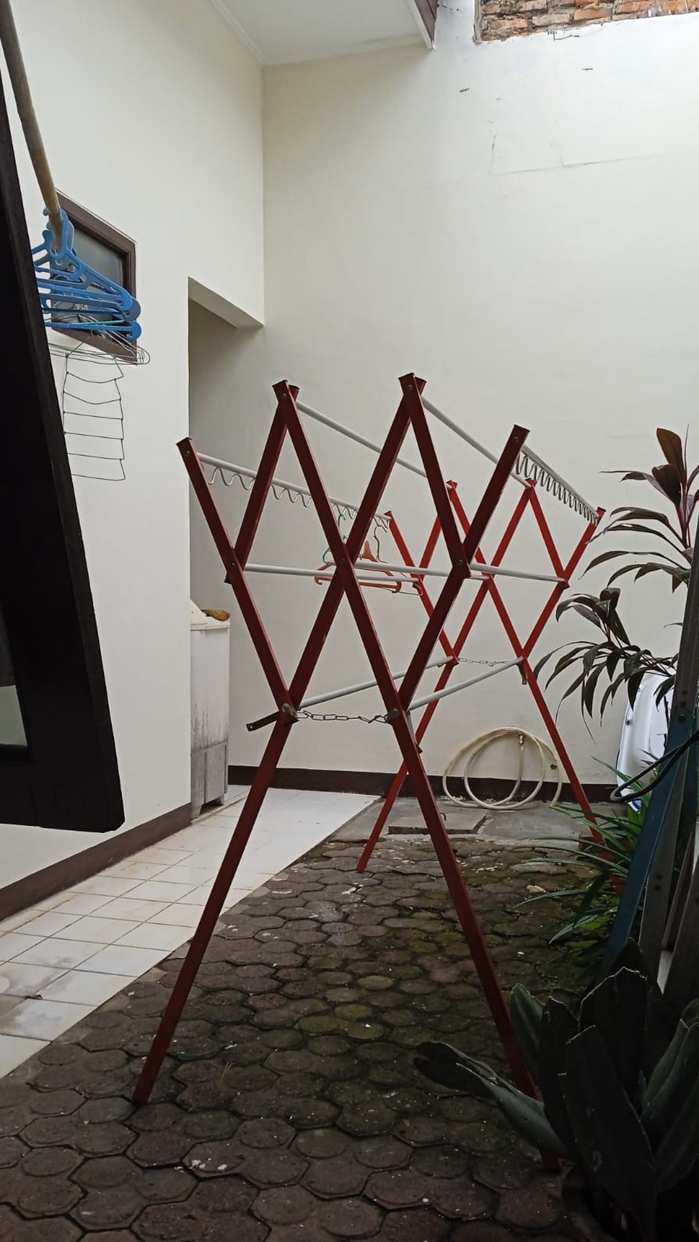 Rumah renovasi Griya Loka BSD