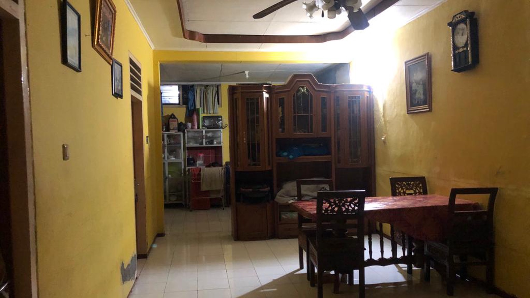 Rumah Tinggal di Jl. SD Cipulir , Kebayoran Lama - Jakarta Selatan 