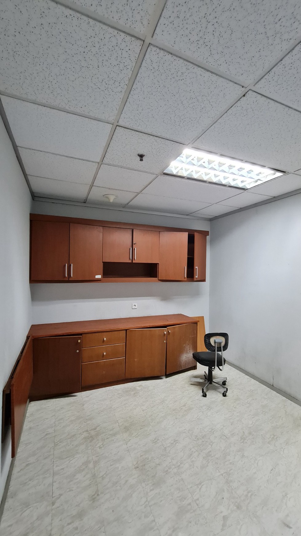 Disewakan office space, lantai 8, unfurnished, gedung mayapada 1,jakarta pusat