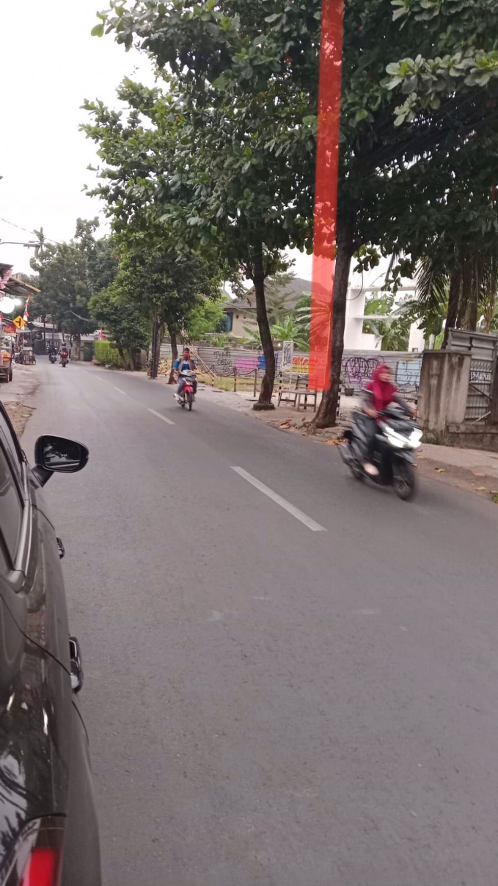 Tanah dan bangunan di Jalan Malaka , Cipayung - Jakarta Timur