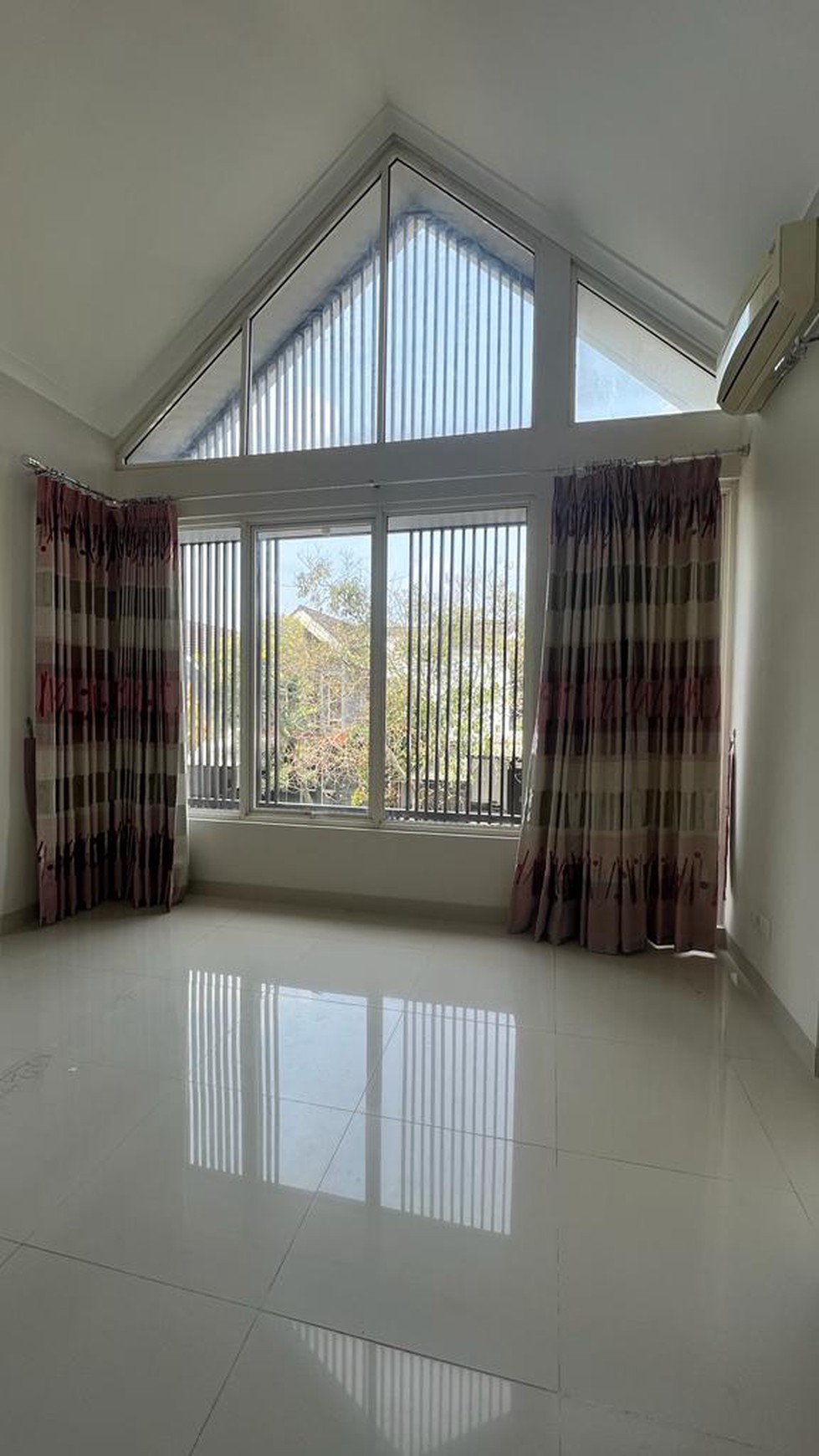 Rumah rapi siap huni di Avani