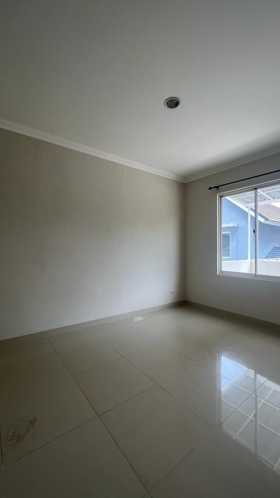 Rumah rapi siap huni di Avani